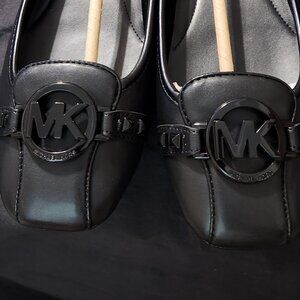 Michael Kors flats